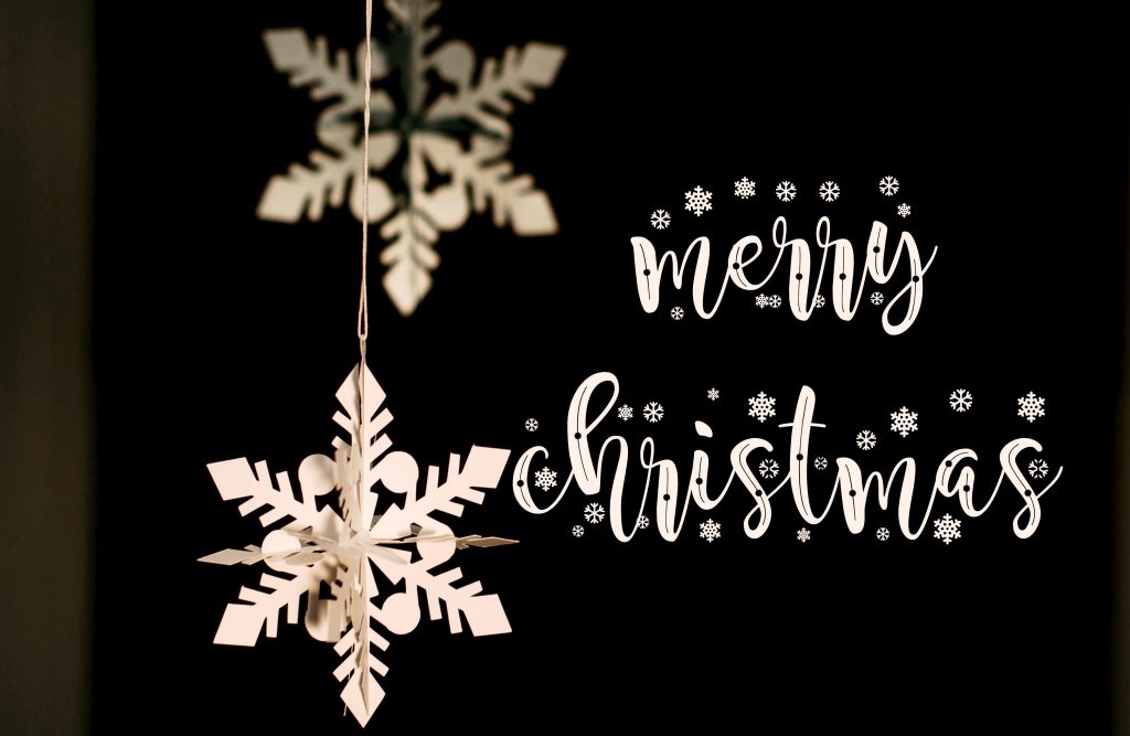 Merry-Christmas-Snowflake-Leaf-Decoration-3840×2400